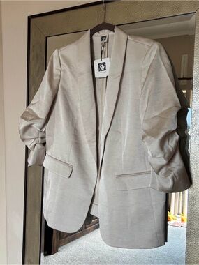 Anne Klein Women's Cream Blazer Jacket - Tailored Open Front